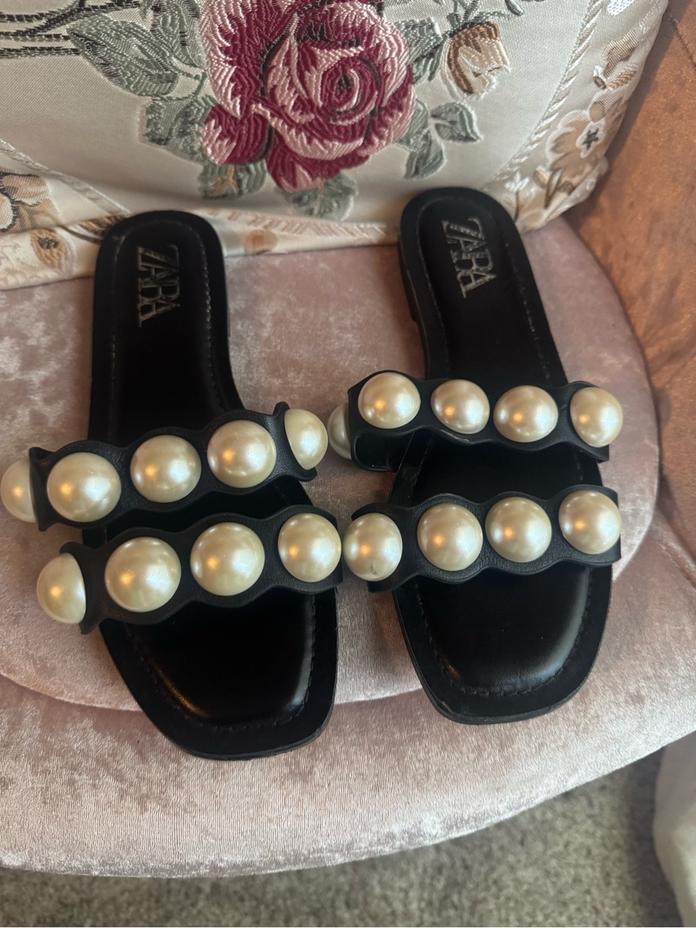 Zara Black Slide Sandals with Oversized Pearl Straps